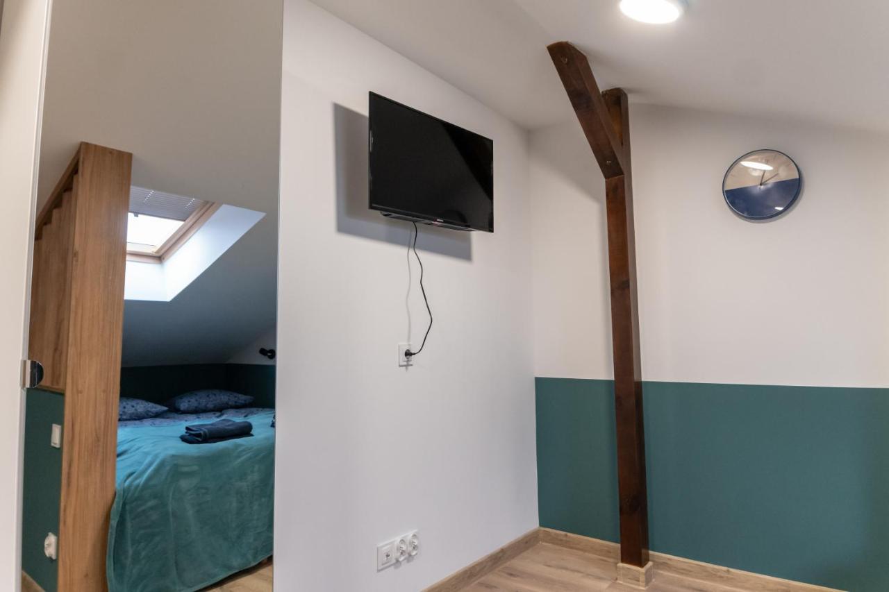 Uroczy, Przytulny Apartament Poddasze Radom Exterior foto