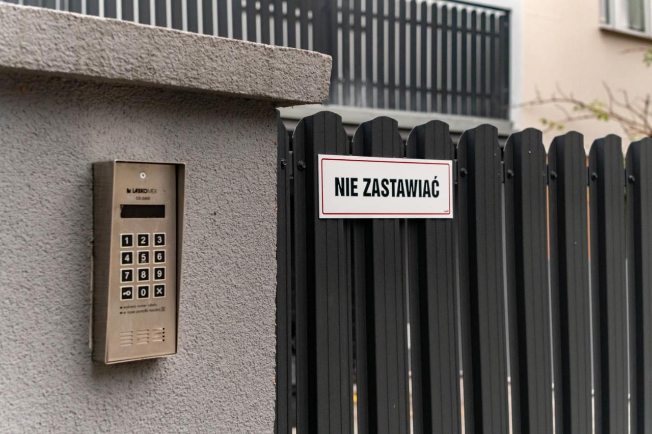 Uroczy, Przytulny Apartament Poddasze Radom Exterior foto